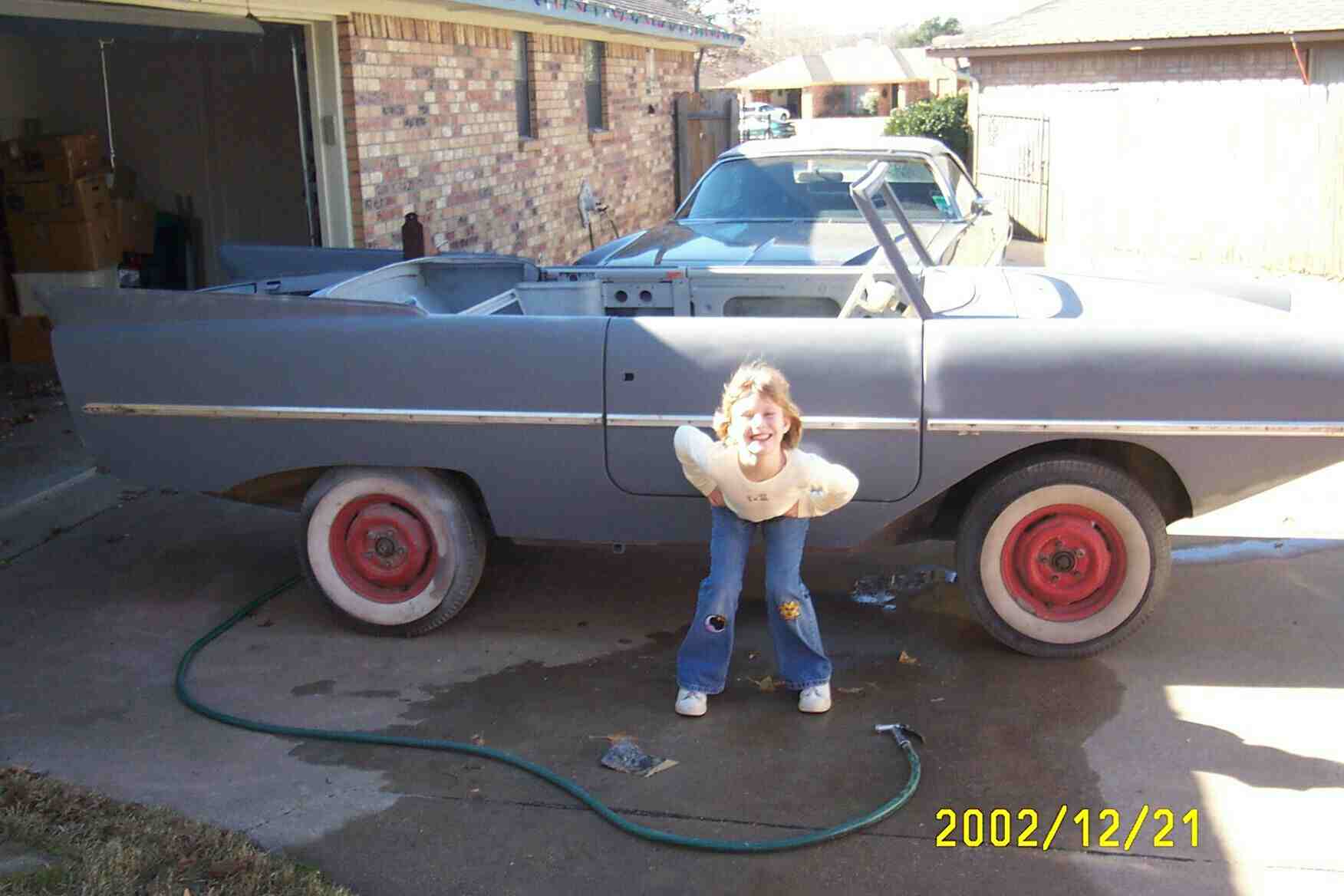 sue and car
